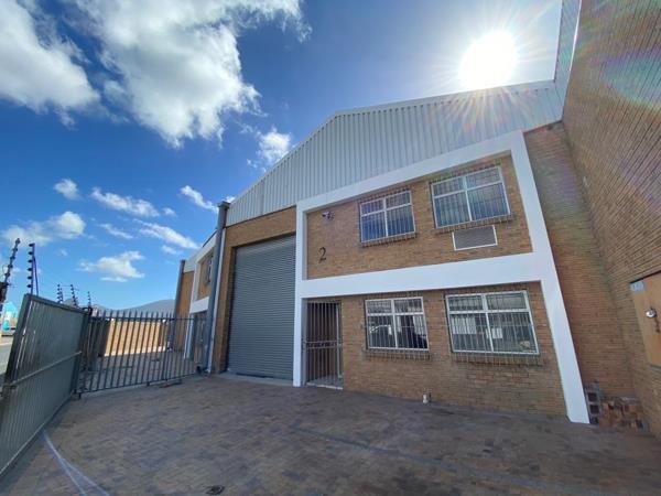 350 m² Industrial space