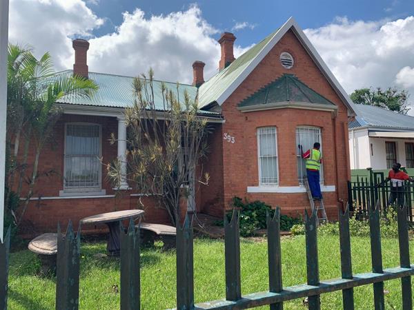 517  m² Commercial space