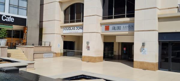 438  m² Office Space