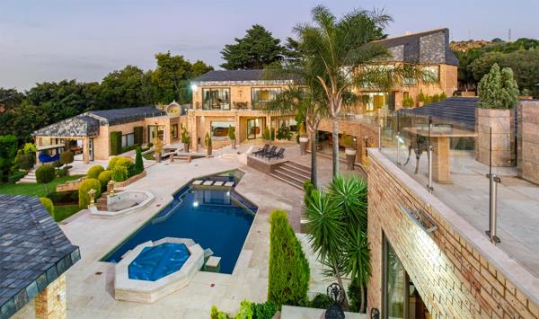 5 Bedroom House