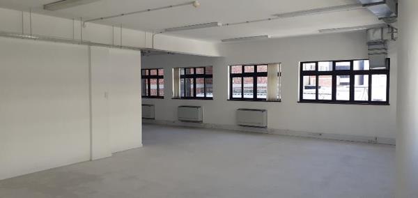 316 m² Office Space