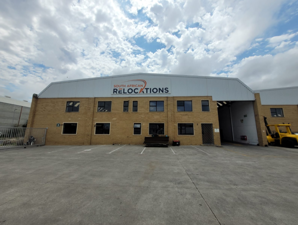 1 040 m² Industrial space