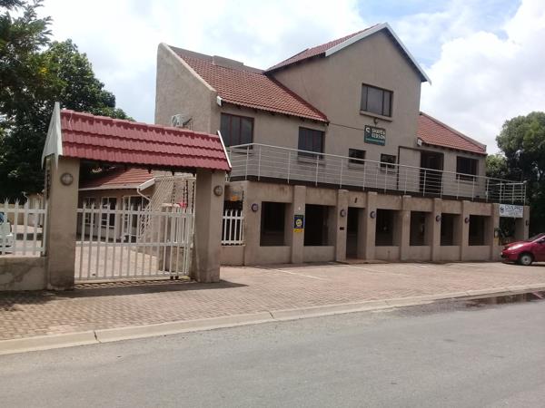 92  m² Office Space