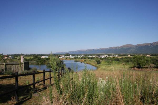 700 m² Land