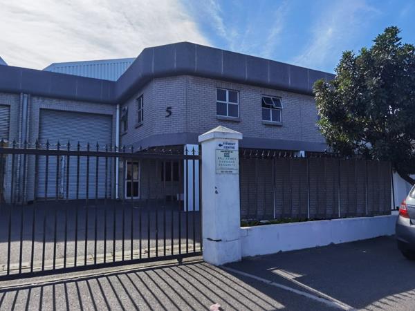 416.4 m² Industrial space