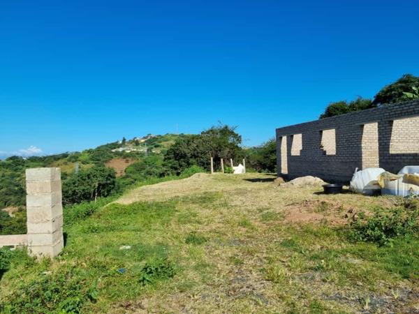 1 078 m² Land