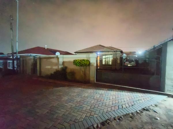 4 Bedroom House