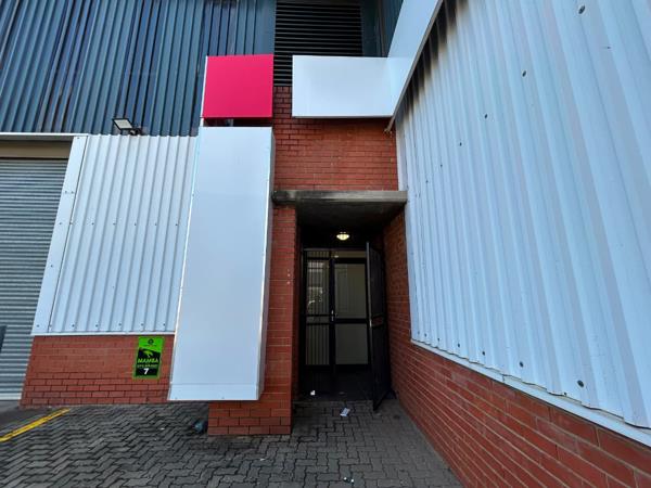 246 m² Industrial space
