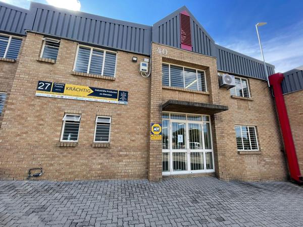 374 m² Industrial space