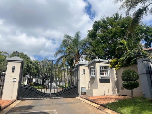 3 096 m² Land