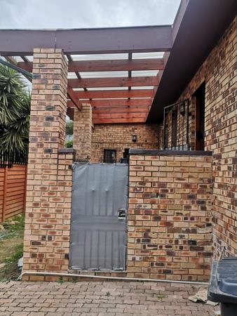 1 Bedroom Garden Cottage