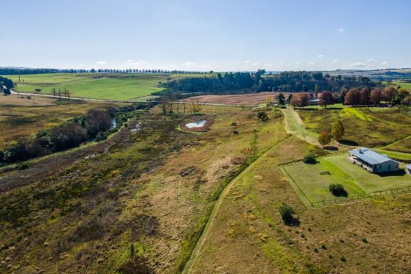 4 046 m² Land