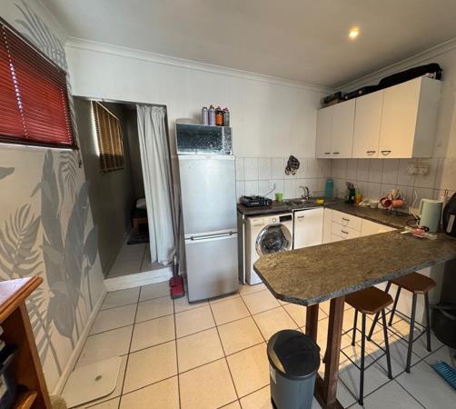 1 Bedroom Garden Cottage in Boston