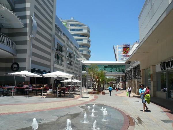 643 m² Commercial space