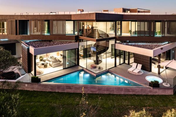 5 Bedroom House