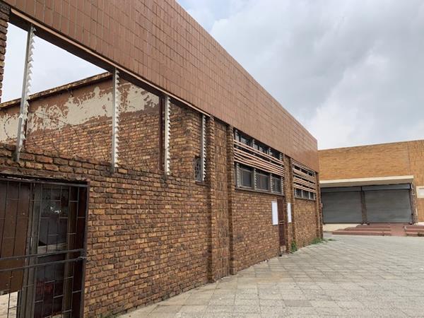 581 m² Commercial space