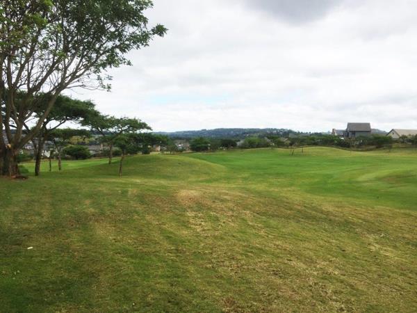 990 m² Land