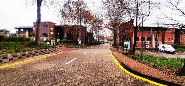 1 840.5  m² Commercial space