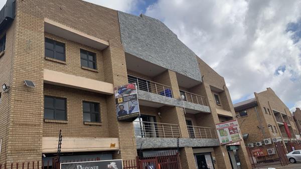 600  m² Commercial space