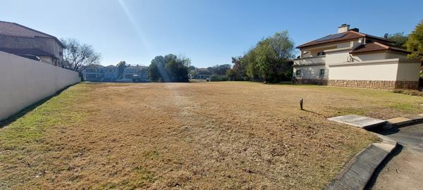 902 m² Land