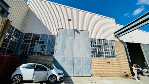 700 m² Industrial space