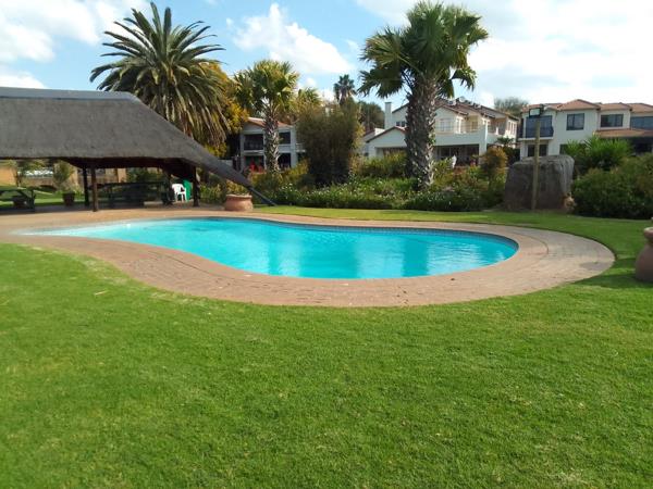 552 m² Land
