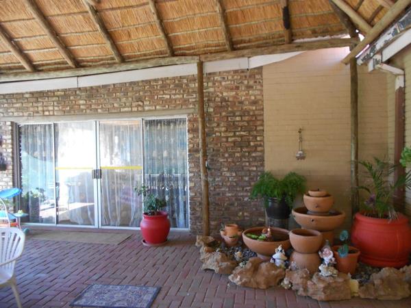 1 Bedroom Garden Cottage