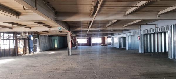 1 000  m² Industrial space