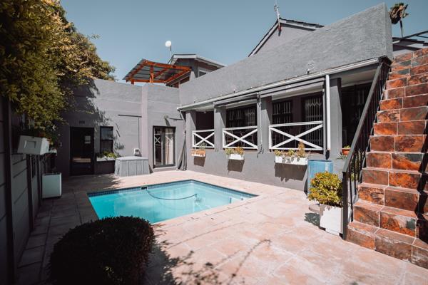 7 Bedroom House