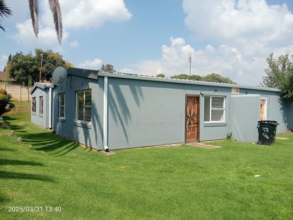 2 Bedroom House