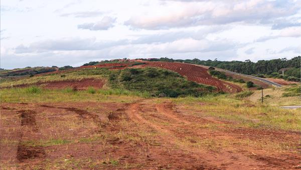 913 m² Land