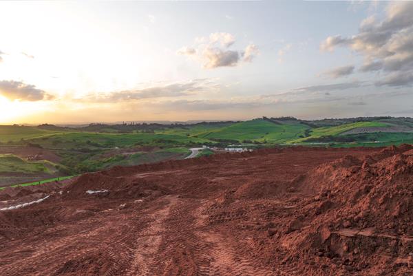808 m² Land