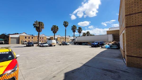330 m² Industrial space