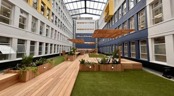 2 074  m² Office Space