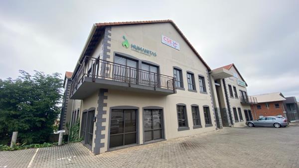 101  m² Commercial space