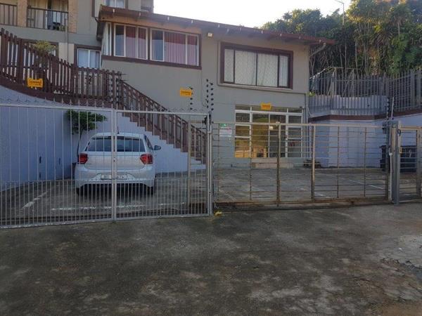 650  m² Commercial space