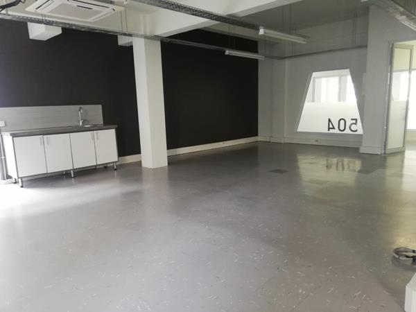 92  m² Office Space