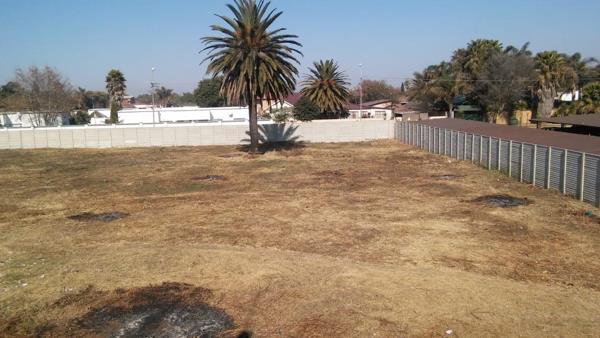 3 995 m² Land