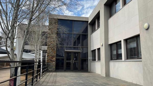 1 172  m² Commercial space