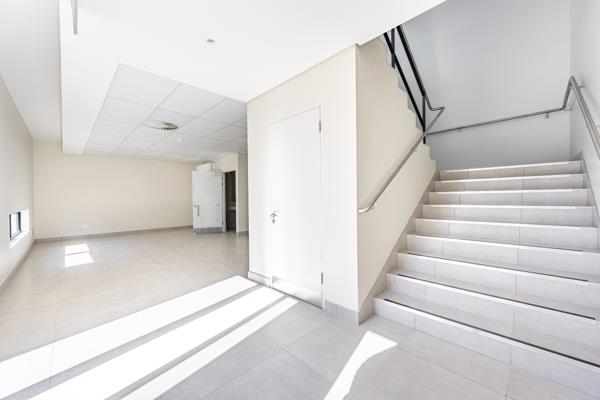 332 m² Industrial space