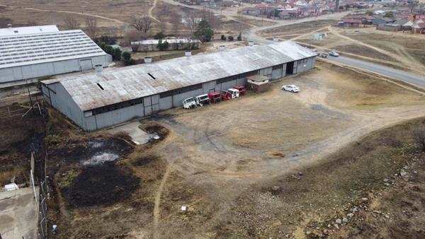 2 000  m² Industrial space