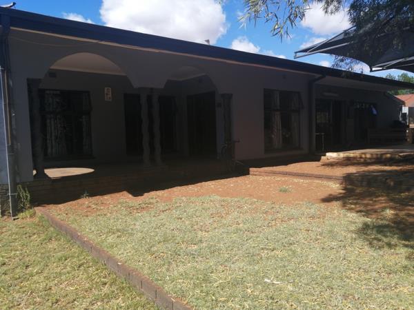 5 Bedroom House