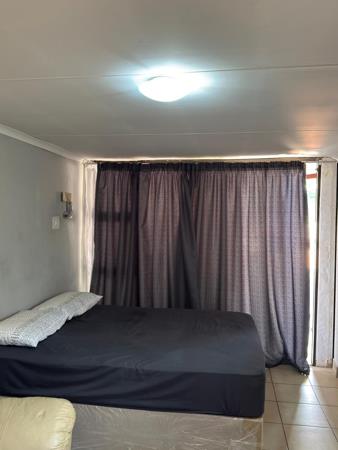 1 Bedroom Garden Cottage