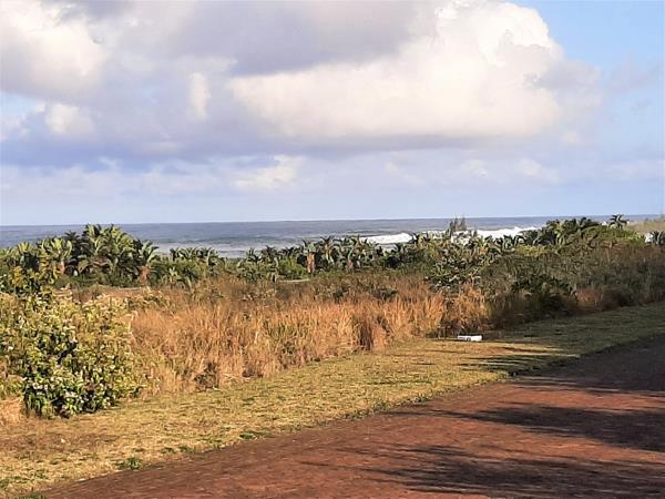 2 011 m² Land