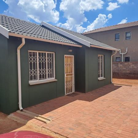 2 Bedroom House