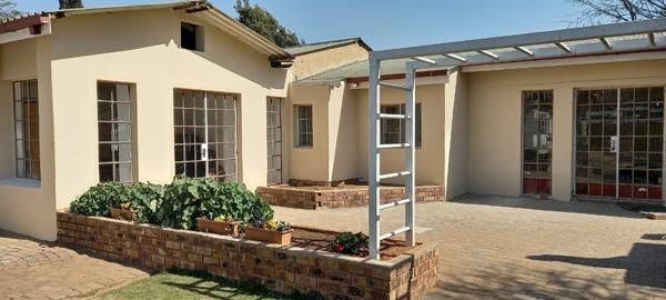 3 Bedroom Garden Cottage