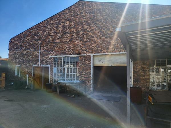 524 m² Industrial space