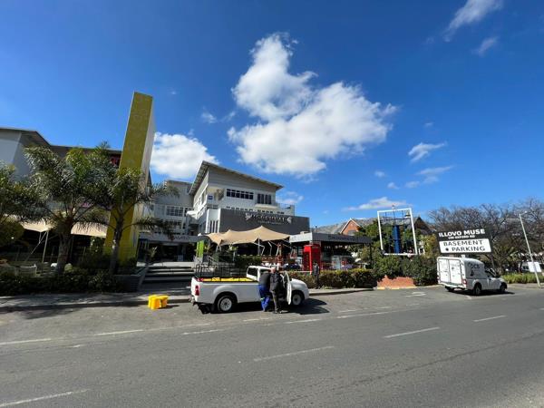 106 m² Commercial space