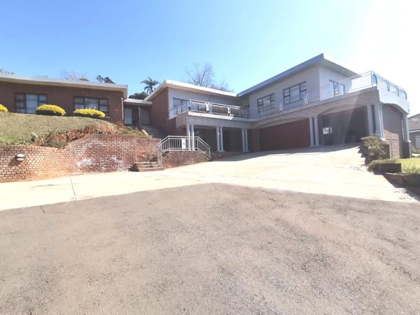 6 Bedroom House