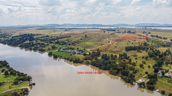8.7 ha Land